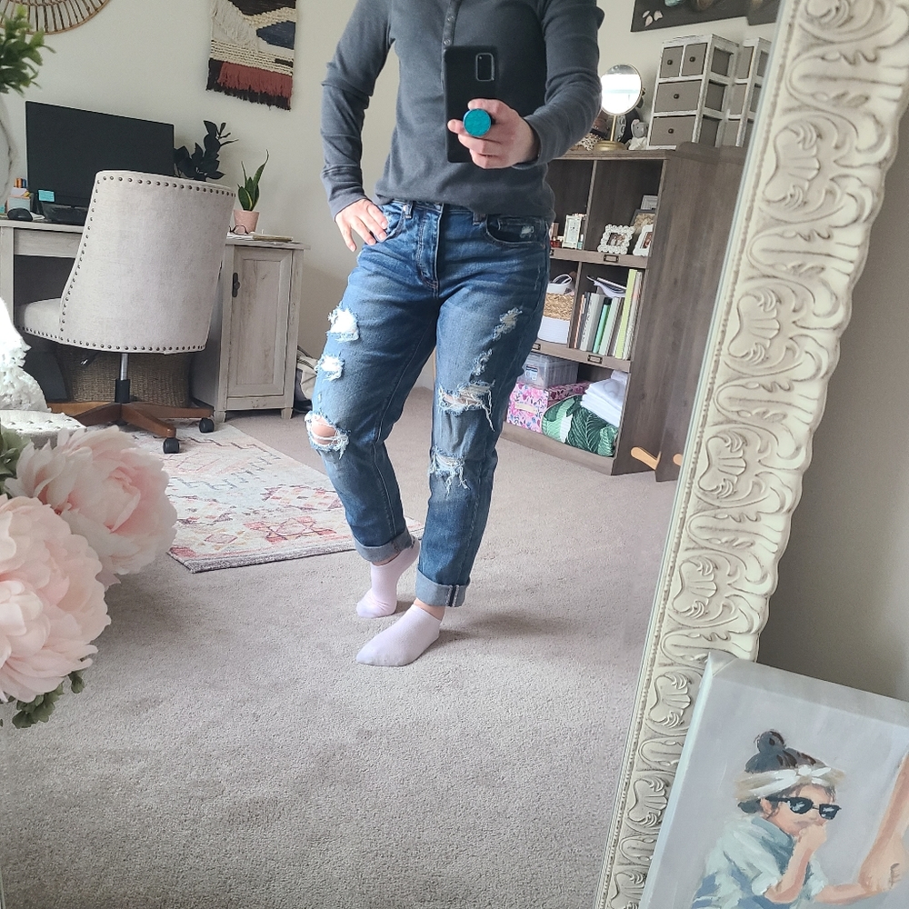 American eagle tomgirl jeans size 8